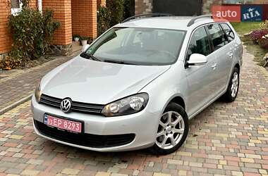 Универсал Volkswagen Golf 2010 в Владимирце