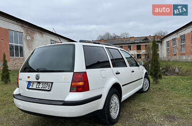 Універсал Volkswagen Golf 2002 в Дрогобичі