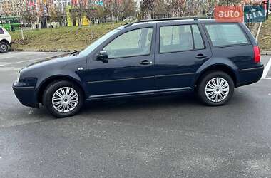 Універсал Volkswagen Golf 2001 в Рівному