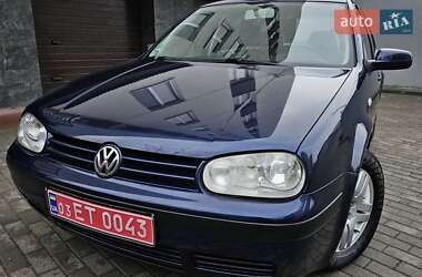 Хэтчбек Volkswagen Golf 2002 в Тернополе