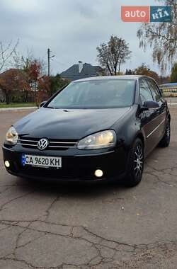 Хетчбек Volkswagen Golf 2008 в Черкасах