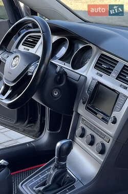 Хетчбек Volkswagen Golf 2014 в Умані