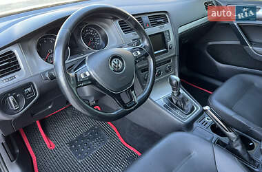 Хетчбек Volkswagen Golf 2014 в Умані