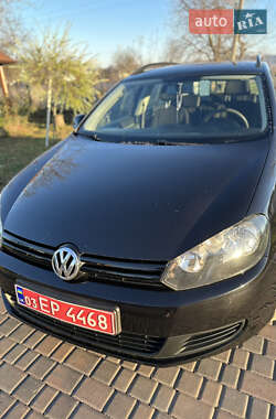 Універсал Volkswagen Golf 2012 в Косові