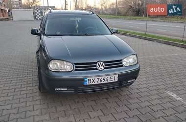 Универсал Volkswagen Golf 2002 в Хмельницком