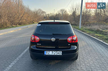 Хэтчбек Volkswagen Golf 2007 в Киеве