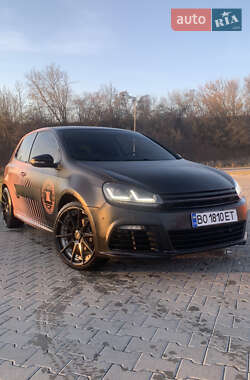 Хэтчбек Volkswagen Golf 2010 в Тернополе