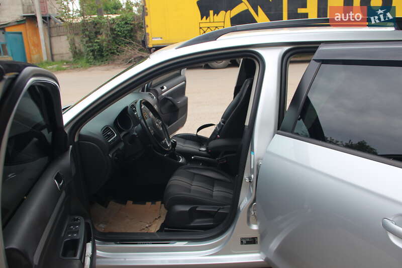 Універсал Volkswagen Golf 2012 в Одесі