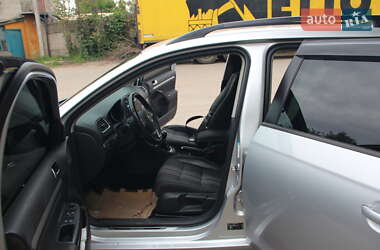 Універсал Volkswagen Golf 2012 в 