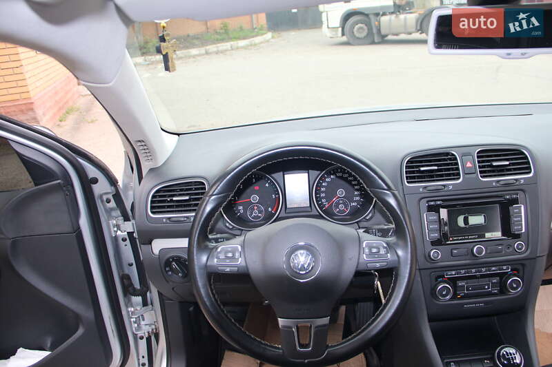 Універсал Volkswagen Golf 2012 в Одесі