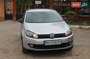 Універсал Volkswagen Golf 2012 в 