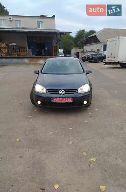 Хэтчбек Volkswagen Golf 2008 в Чернигове