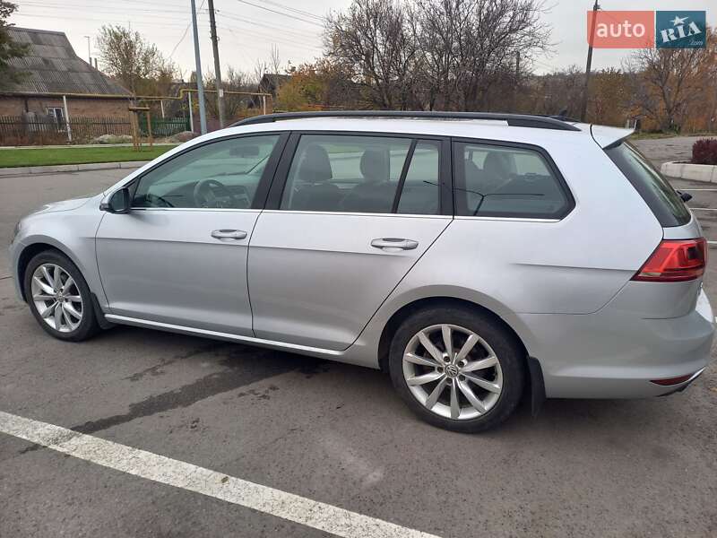 Универсал Volkswagen Golf 2015 в Запорожье