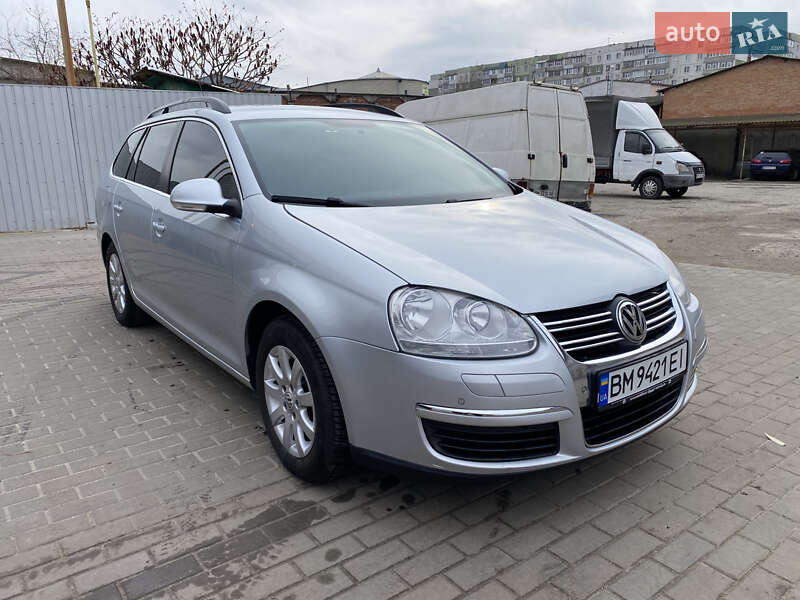 Универсал Volkswagen Golf 2009 в Сумах