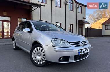 Хетчбек Volkswagen Golf 2006 в Вінниці