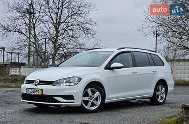 Универсал Volkswagen Golf 2018 в Шепетовке