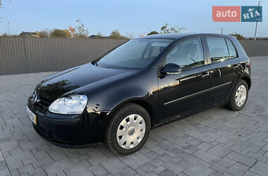 Хетчбек Volkswagen Golf 2005 в Івано-Франківську