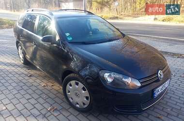 Универсал Volkswagen Golf 2009 в Кременце