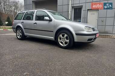 Универсал Volkswagen Golf 2002 в Львове