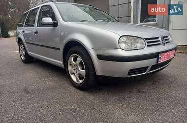 Универсал Volkswagen Golf 2002 в Львове