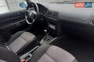 Универсал Volkswagen Golf 2002 в Львове