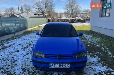 Хэтчбек Volkswagen Golf 1998 в Вижнице