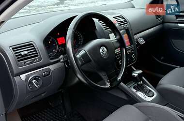 Хэтчбек Volkswagen Golf 2006 в Виннице