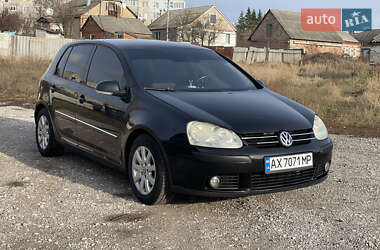 Хэтчбек Volkswagen Golf 2005 в Харькове