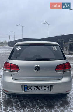 Хэтчбек Volkswagen Golf 2009 в Львове