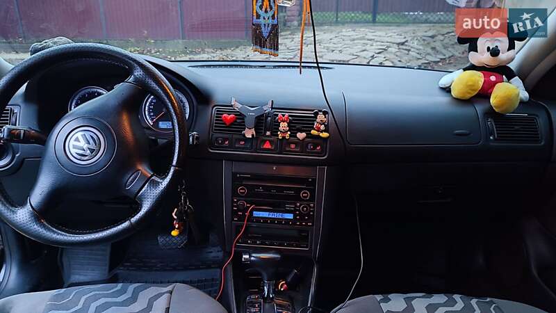 Хетчбек Volkswagen Golf 2003 в Бучачі