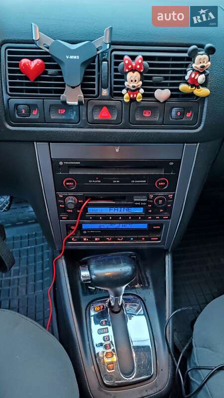 Хетчбек Volkswagen Golf 2003 в Бучачі