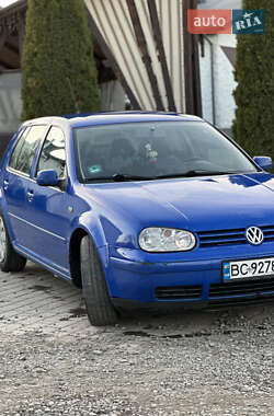 Хэтчбек Volkswagen Golf 1998 в Косове