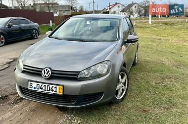 Хэтчбек Volkswagen Golf 2009 в Сокале