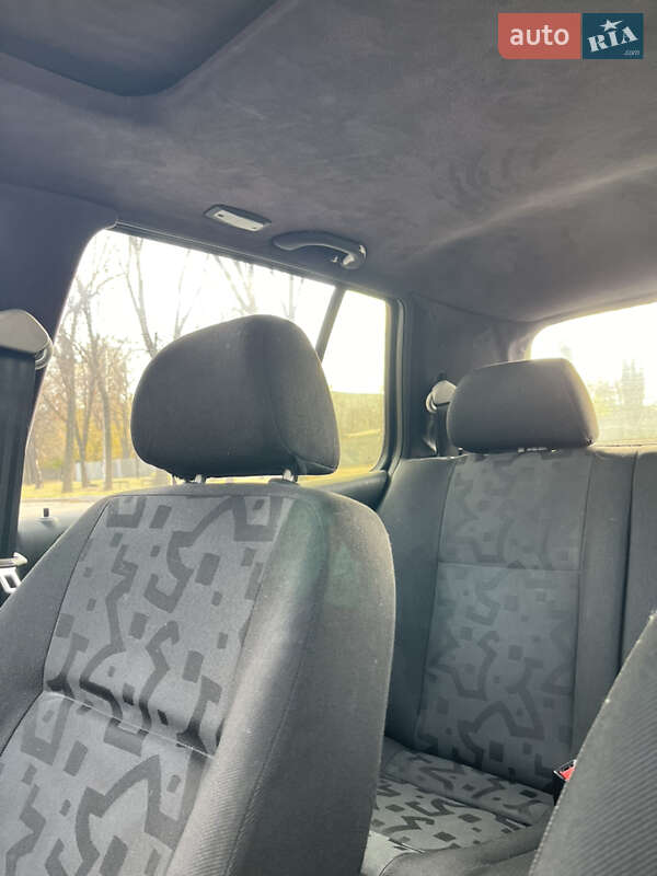 Хэтчбек Volkswagen Golf 1998 в Каменском фото 19 Хэтчбек Volkswagen Golf 1998 в Каменском