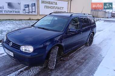 Універсал Volkswagen Golf 2002 в Рівному