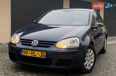 Хэтчбек Volkswagen Golf 2005 в Самборе