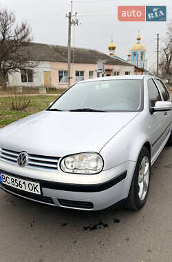 Хэтчбек Volkswagen Golf 2000 в Вознесенске