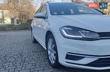 Универсал Volkswagen Golf 2018 в Луцке