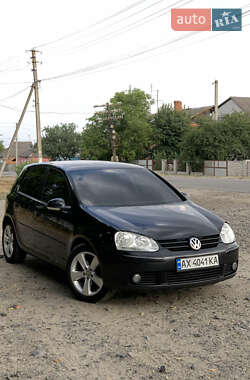 Хэтчбек Volkswagen Golf 2006 в Валках