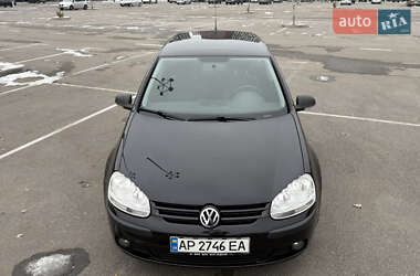 Хетчбек Volkswagen Golf 2008 в Києві