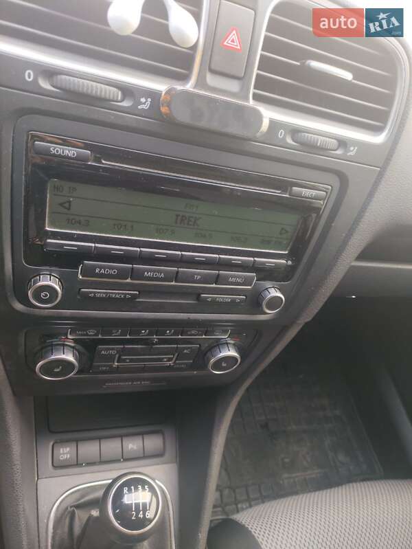 Універсал Volkswagen Golf 2009 в Володимирці