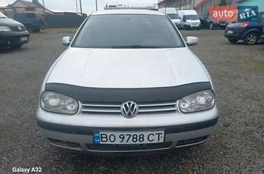 Хэтчбек Volkswagen Golf 2002 в Червонограде