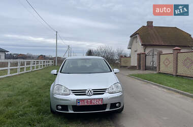 Хетчбек Volkswagen Golf 2008 в Луцьку