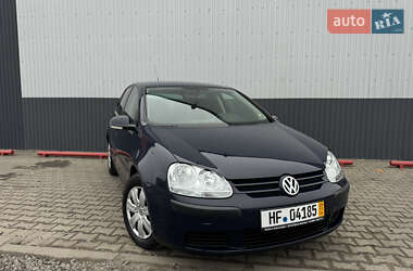 Хэтчбек Volkswagen Golf 2006 в Луцке