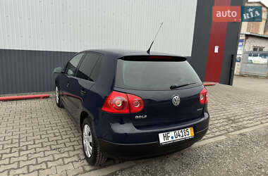 Хэтчбек Volkswagen Golf 2006 в Луцке