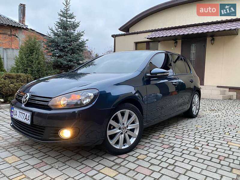 Хэтчбек Volkswagen Golf 2009 в Тернополе