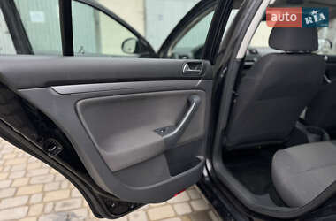 Универсал Volkswagen Golf 2008 в 