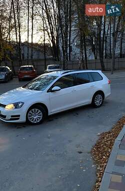 Универсал Volkswagen Golf 2016 в 