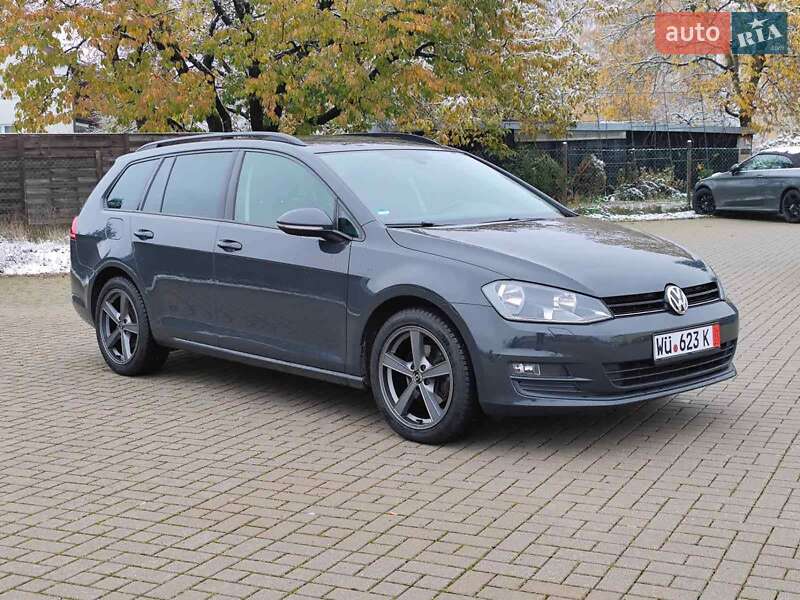 Універсал Volkswagen Golf 2016 в Києві