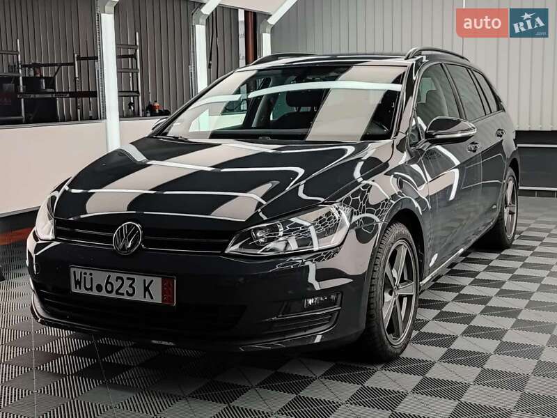 Універсал Volkswagen Golf 2016 в Києві